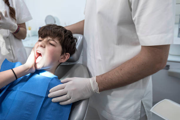 Best Emergency Tooth Extraction in Fanning Springs, FL